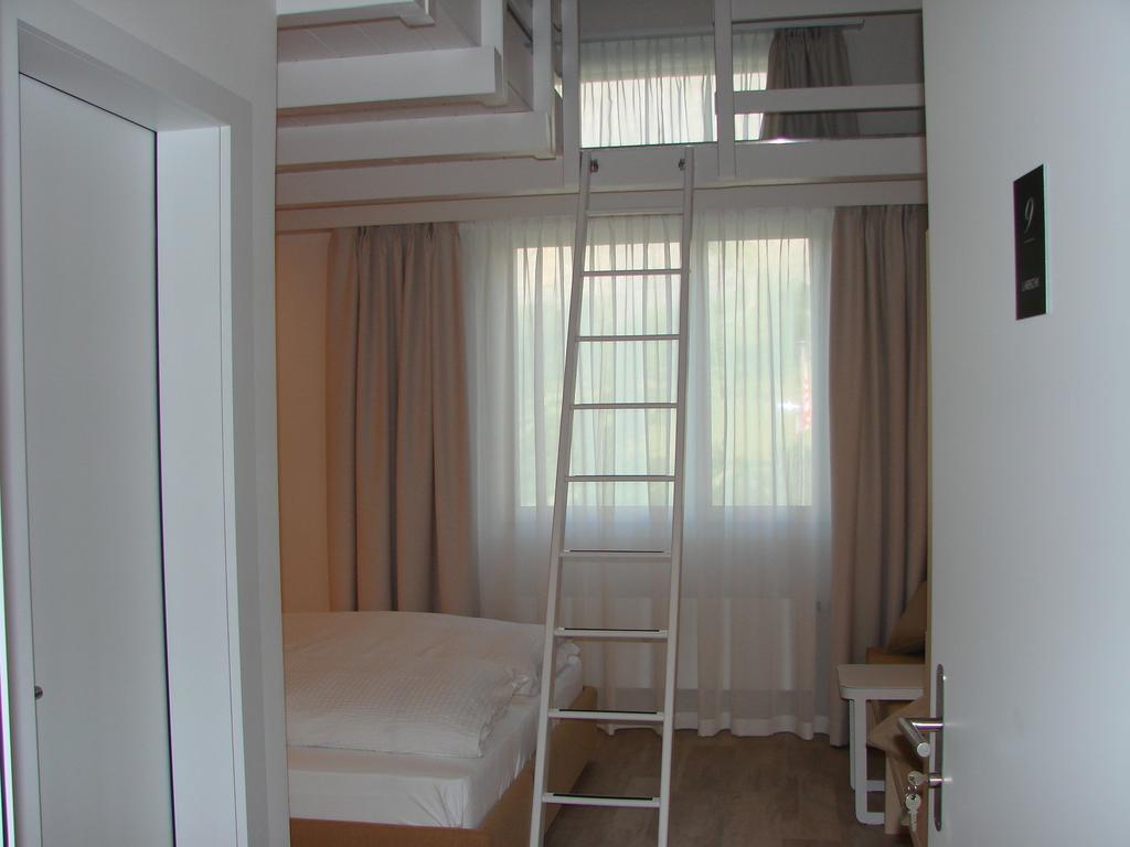 Albinen Hotel Restaurant Flaschen חדר תמונה