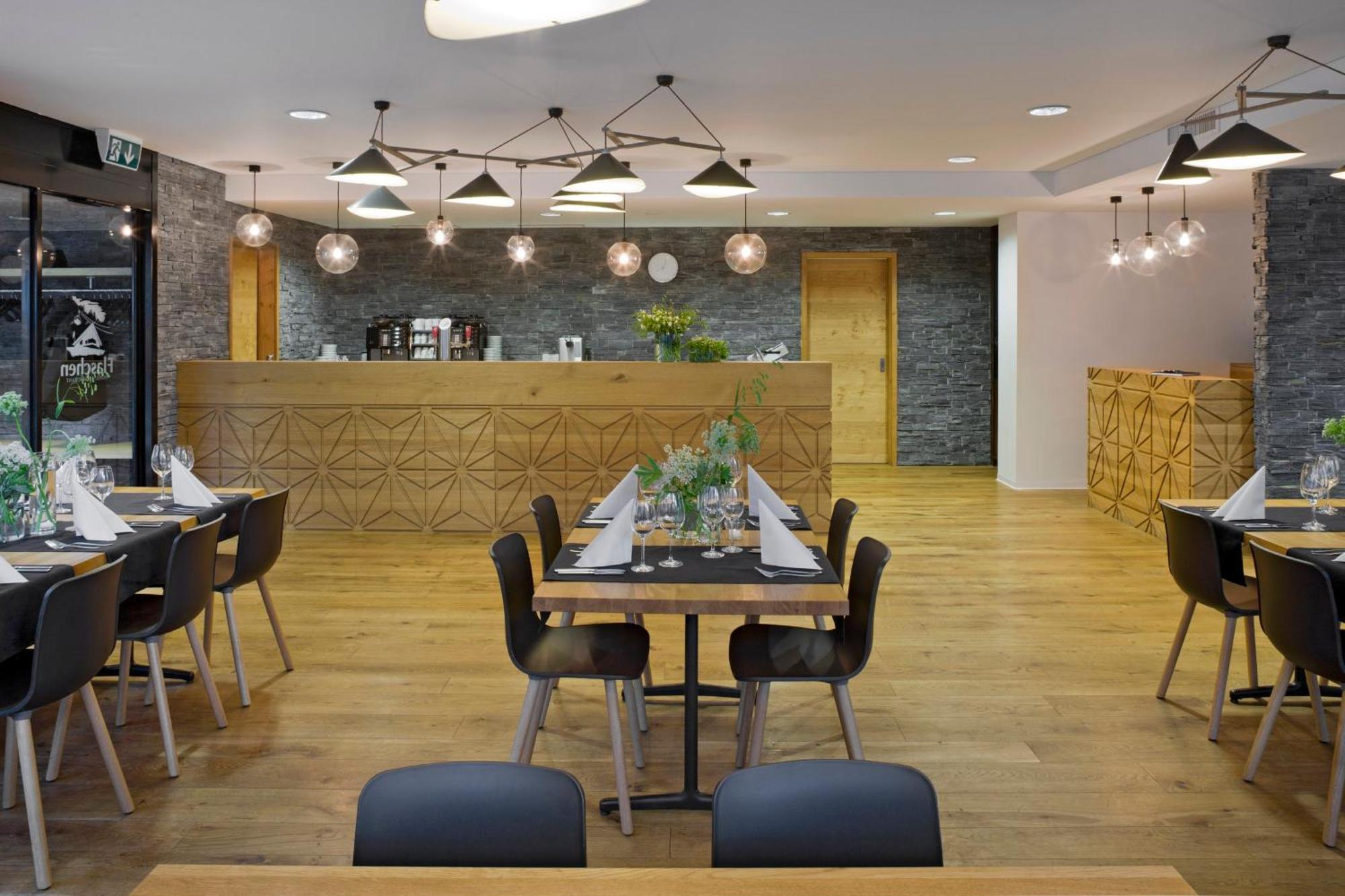 Albinen Hotel Restaurant Flaschen מראה חיצוני תמונה