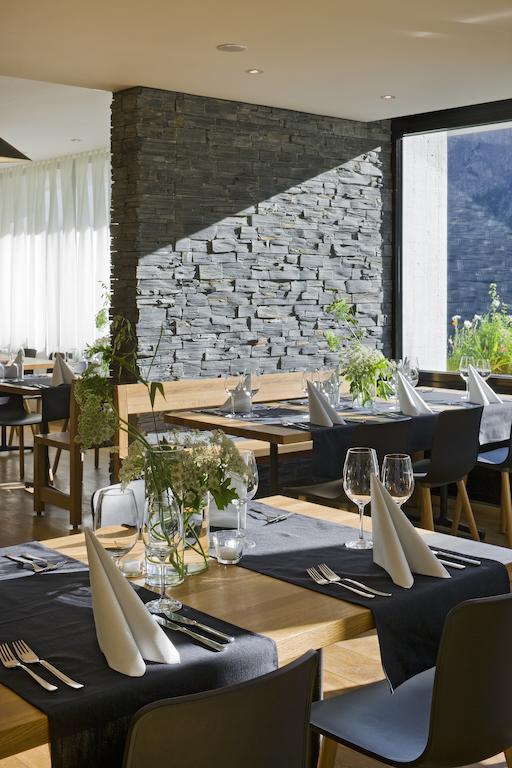 Albinen Hotel Restaurant Flaschen מראה חיצוני תמונה